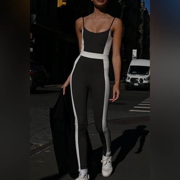 Yellow The Label Mackenzie Belted Bodysuit in Charcoal Grey- Size Small - Picture 11 of 11